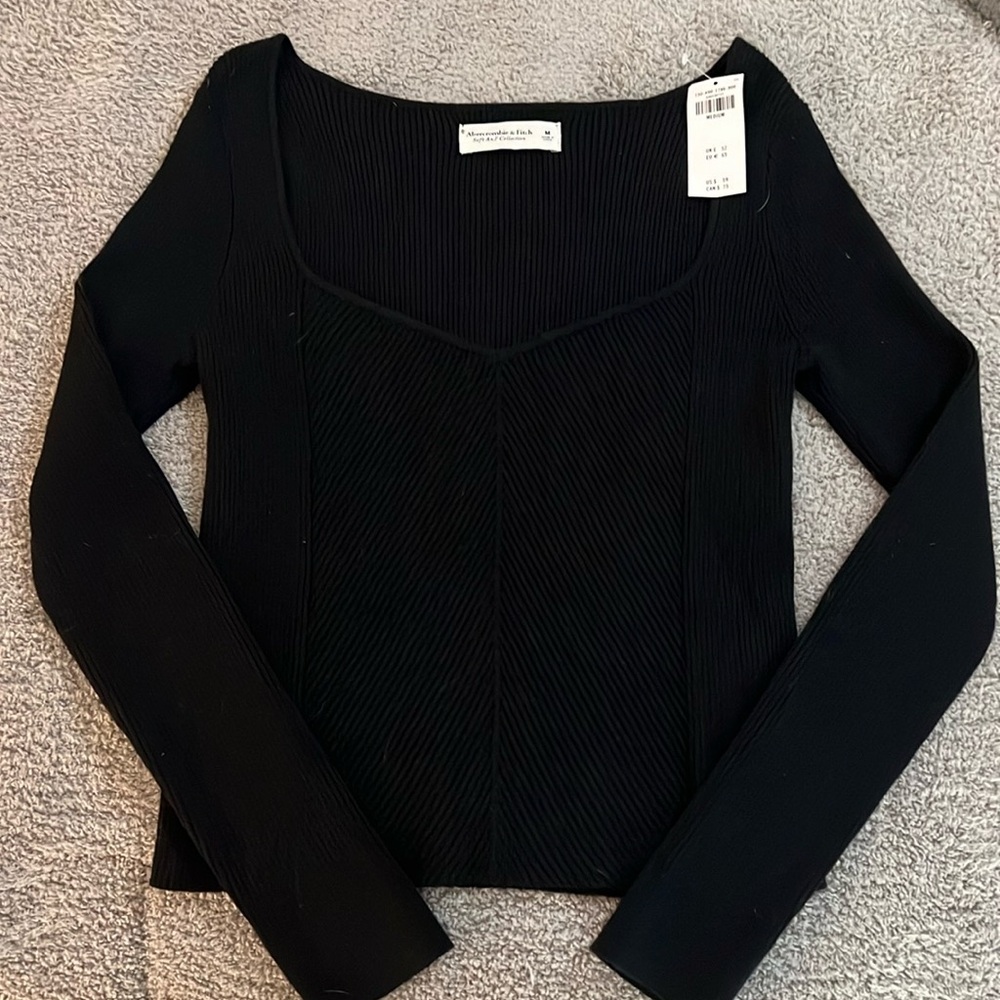 NWT A&F Ribbed Soft A&F Collection Sweater, Medium, Black